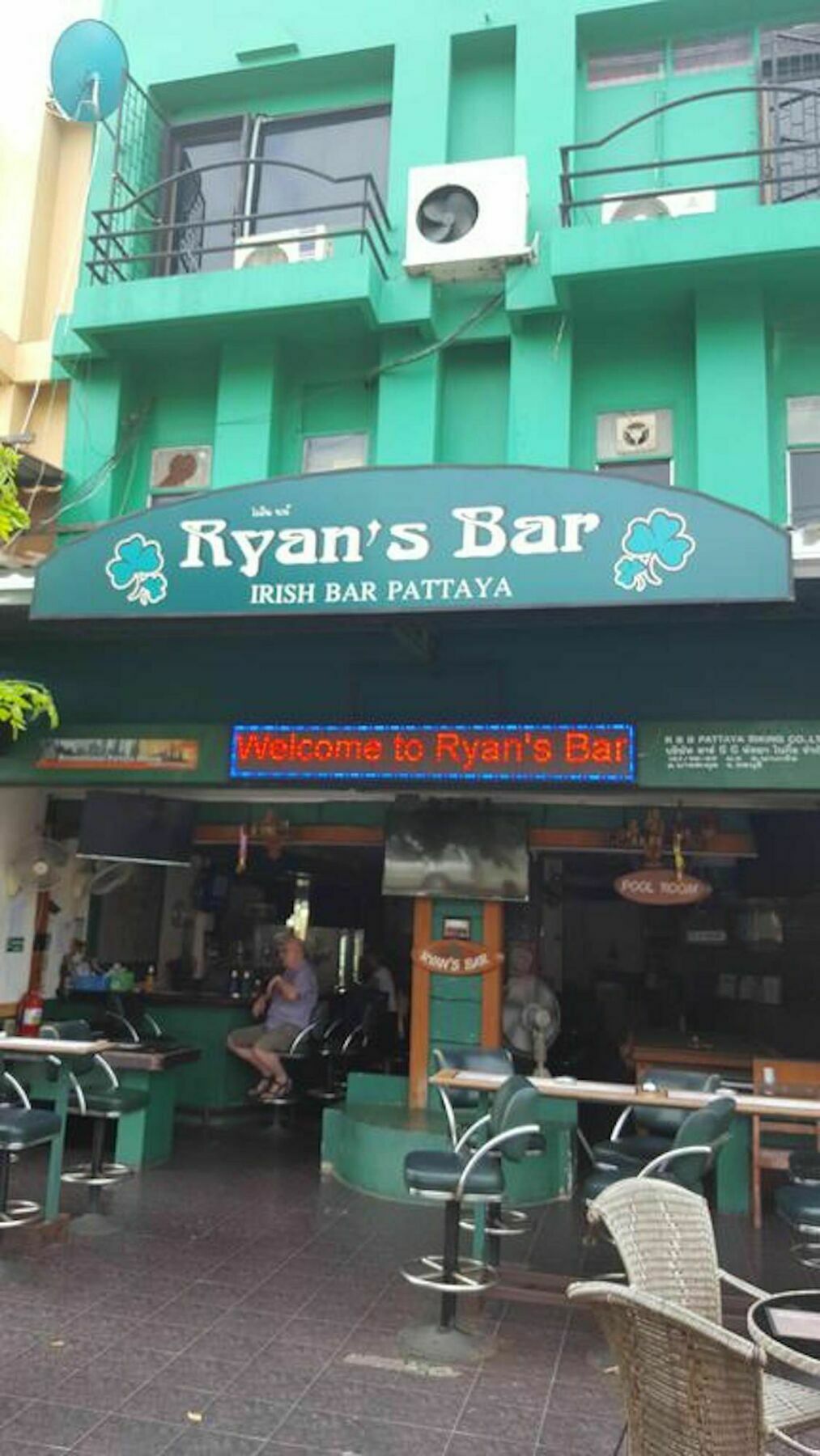 מלון פאטאיה Ryan'S Bar מראה חיצוני תמונה