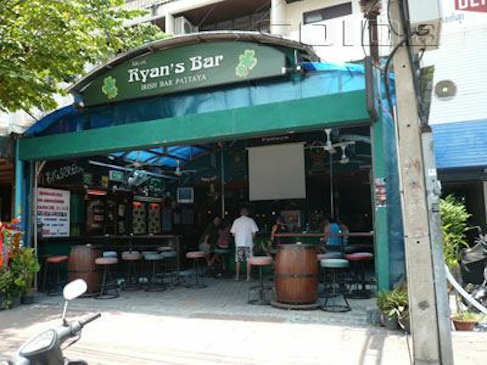 מלון פאטאיה Ryan'S Bar מראה חיצוני תמונה